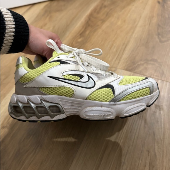 Nike Air Zoom Fire Shoes - Picture 5 of 8